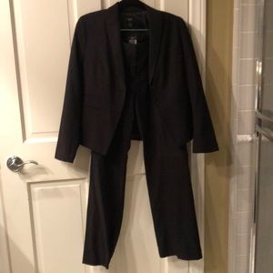 Ann Taylor suit (top and bottoms). Black. Gently worn